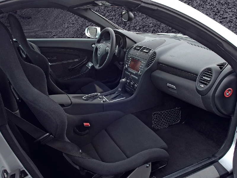 Illustration for article titled Remember when Mercedes made an SLK55 Black Series?